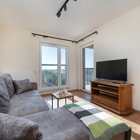 Wroclaw 1-Bedroom Apartment With Parking & Balcony By Noclegi Renters Luaran gambar