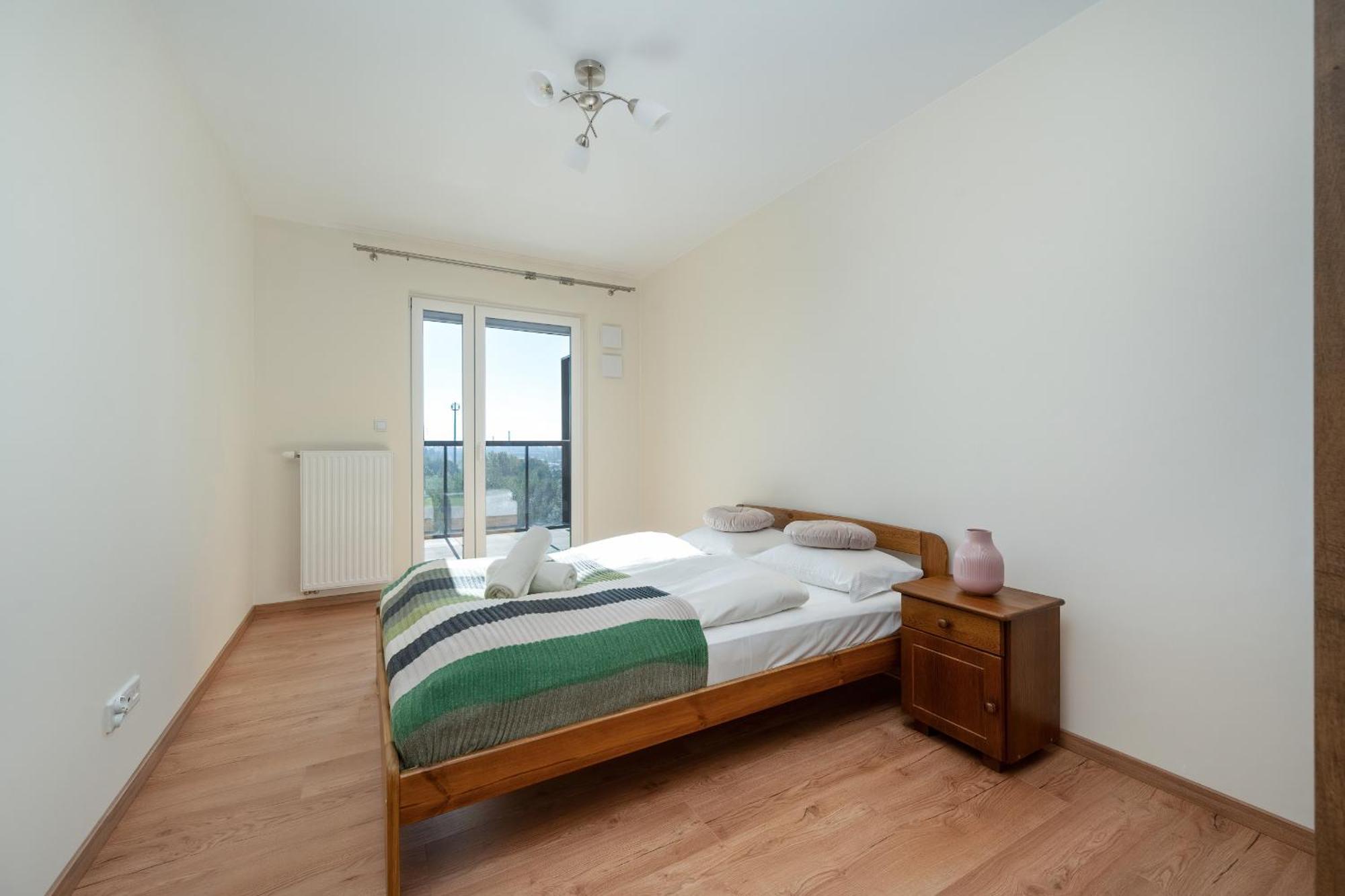Wroclaw 1-Bedroom Apartment With Parking & Balcony By Noclegi Renters Luaran gambar